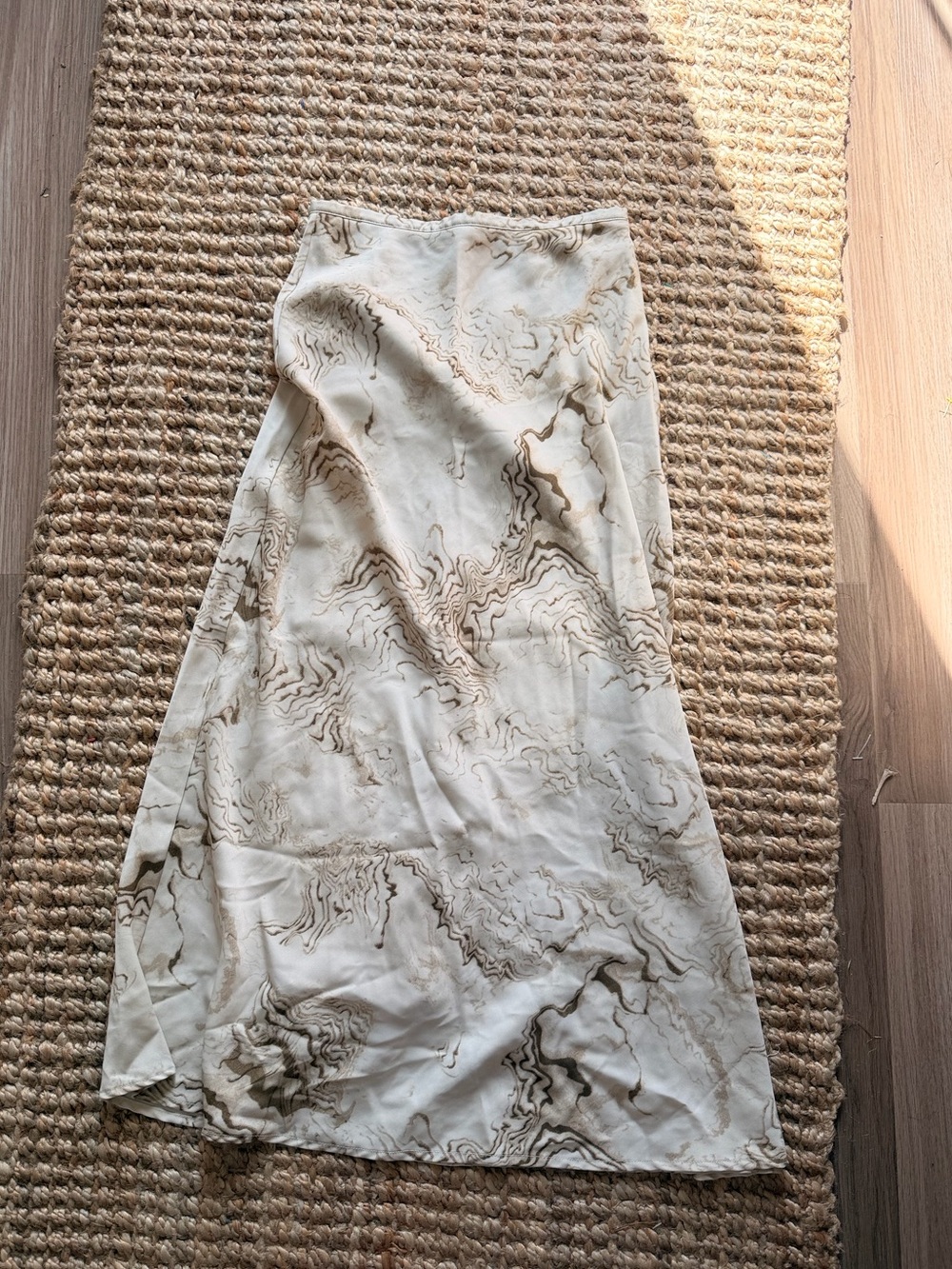 DISSH Cream Marble-Print Maxi Skirt